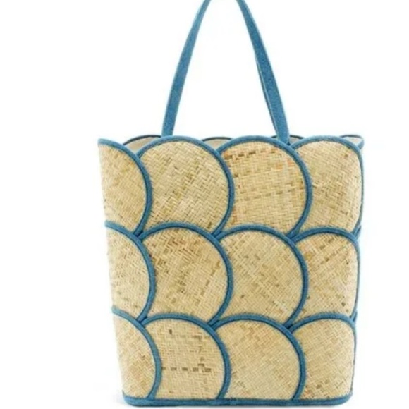 Poolside Designer Denim Scallop Straw Tote Medium - Picture 2 of 11